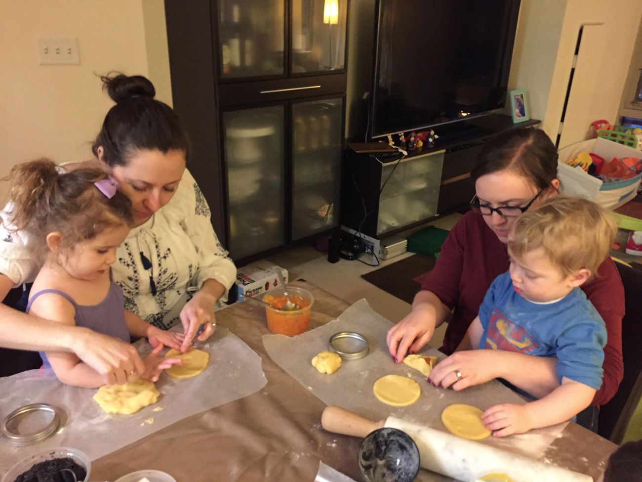 MN-Purim baking