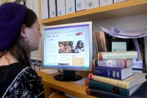 Project Zug: Connecting through Online Learning